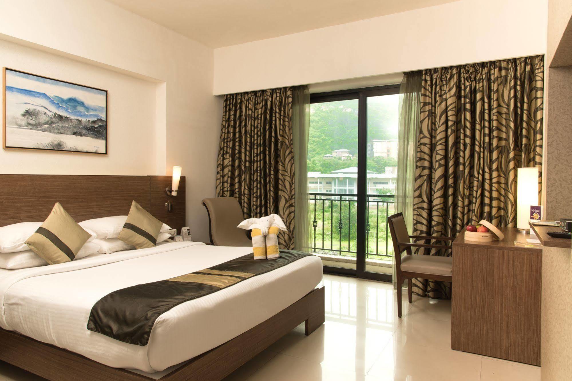 Mercure Lavasa - An Accorhotels Brand Púna Kültér fotó